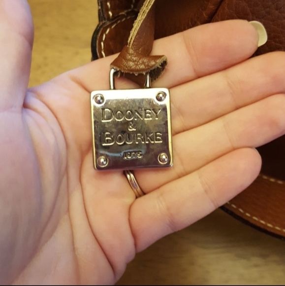 Weekend Tote - Picture 2 of 6